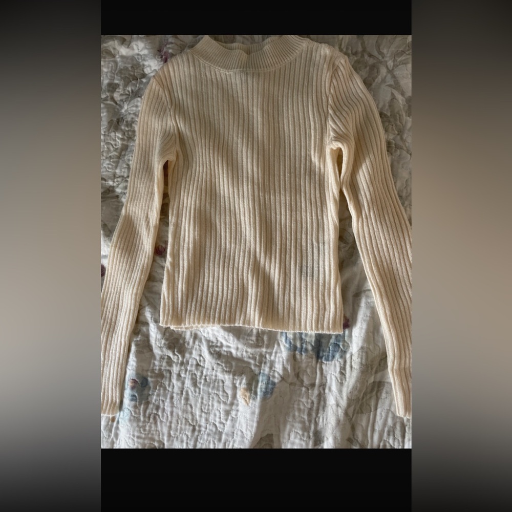 Cream knitted sweater